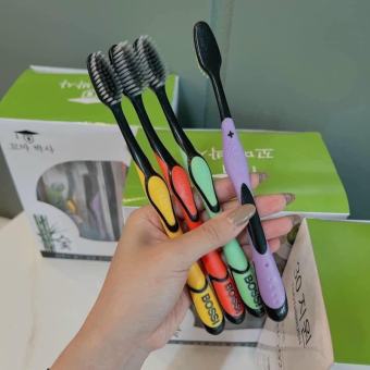 Combo 4 bàn chải đánh răng Bossi than tre Hàn Quốc - Bàn Chải Đánh Răng Hàn Quốc