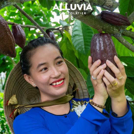 Socola đen nguyên chất không đường đắng đậm 100% ca cao Alluvia Chocolate