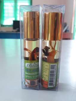 Combo 4 chai dầu gió lăn thảo dược nhân sâm Thái Lan