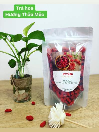 Chè Dưỡng Nhan cao cấp (Nguyên liệu tuỳ chọn) - (Long Nhãn, Táo Đỏ, Kỷ Tử, Tuyến Yến, Nhựa Đào, Nấm Tuyết, Bồ Mễ, Hạt Sen, Đông Trùng Hạ Thảo) - Hương Thảo Mộc