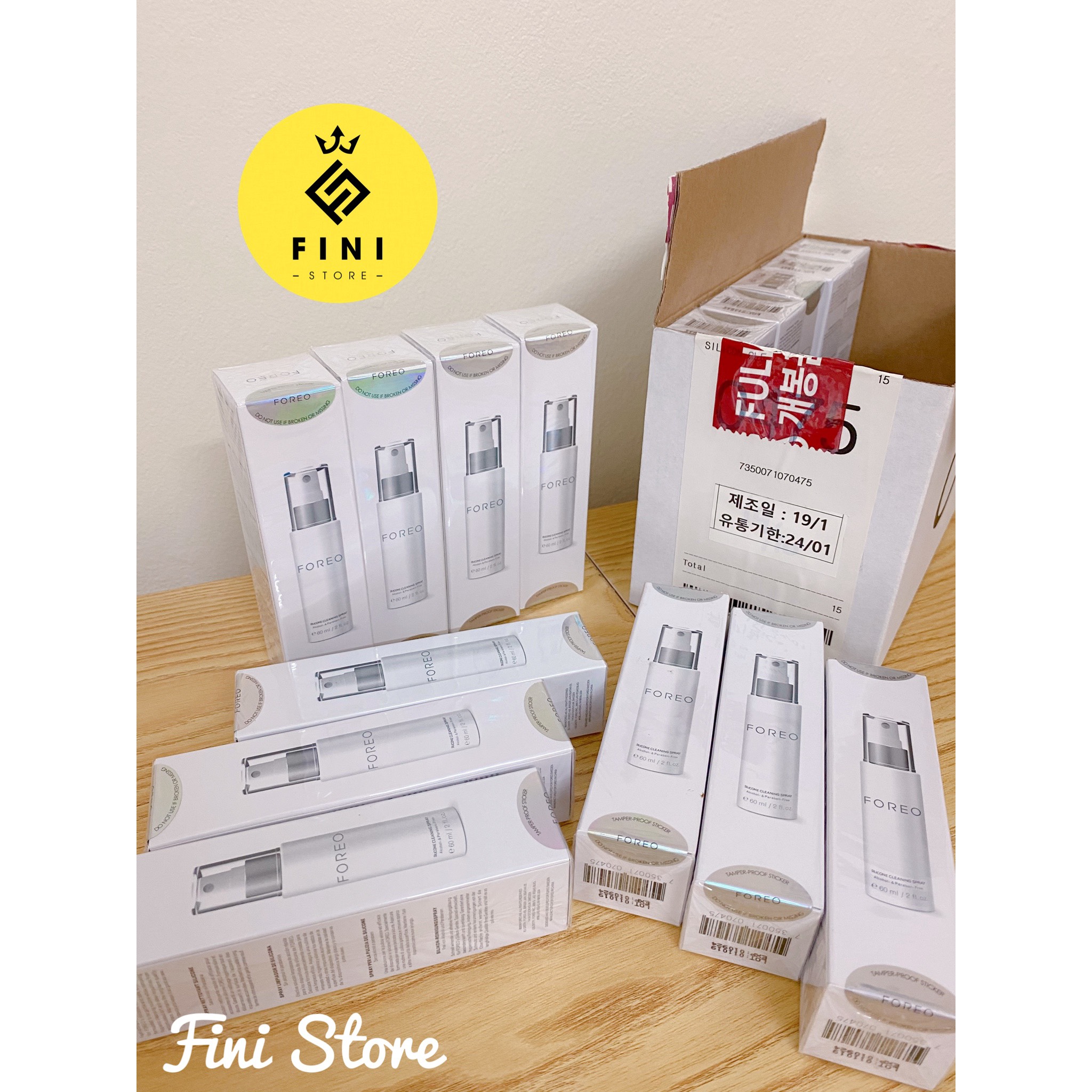 Xịt vệ sinh kháng khuẩn Foreo Silicone Spray