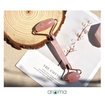 Thanh lăn massage chất liệu đá thạch anh hồng tự nhiên Guasha