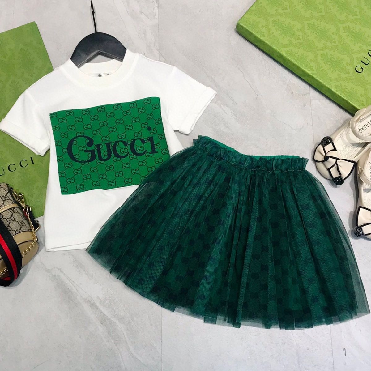 9 cách nhận biết áo Gucci chính hãng Thật Giả nhanh chóng và chuẩn xác