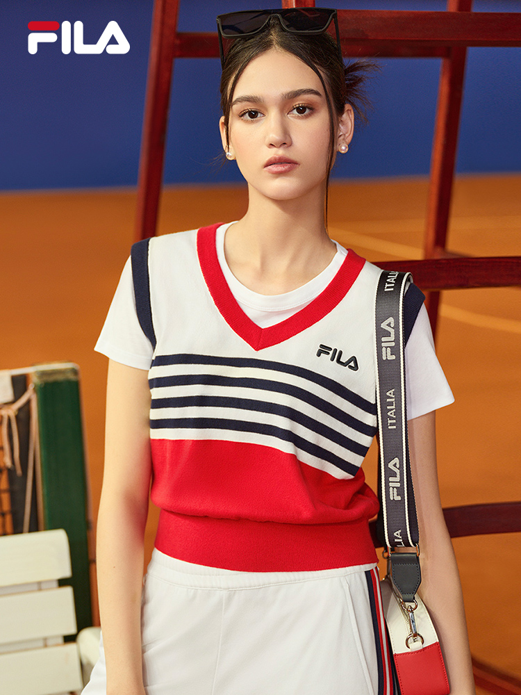 [NEW COLOR!] FILA CORE LIFESTYLE ORIGINALE FRENCH TENNIS CLUB Women Short Sleeve T-shirt + Sleeveless Knit Vest Set (Red / Blue)