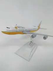 Pesawat diecast miniatur Royal Brunei