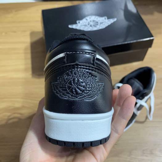 giày jordan cổ thấp đen trắng [ảnh thật + video] jordan 1 - jordan panda