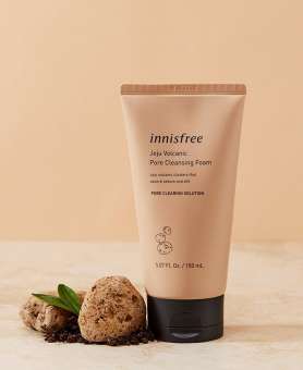 Sữa Rửa Mặt Làm Sạch Sâu Chiết Xuất Tro Núi Lửa Innisfree Jeju Volcanic BHA Pore Cleansing Foam