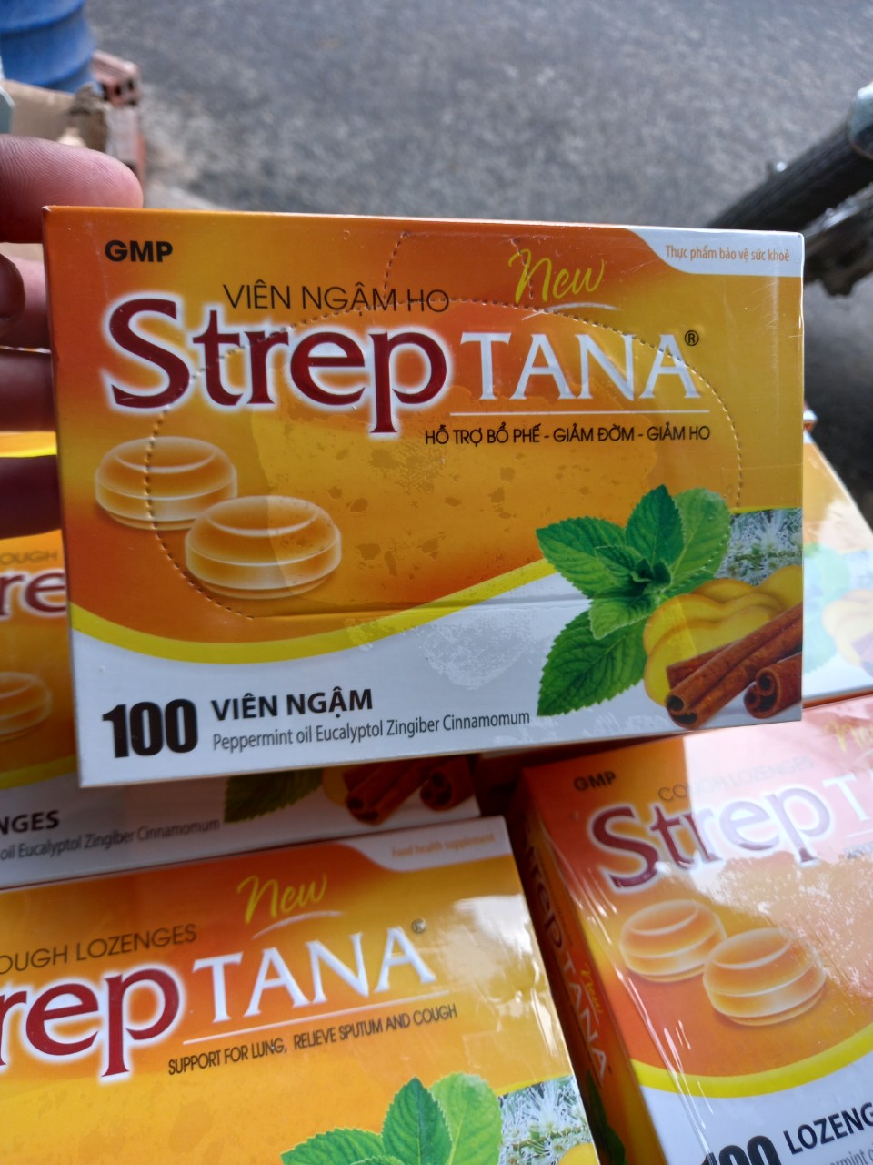 Hộp kẹo ngậm ho skeptana - hỗ trợ bổ phế, giảm đờm, giảm ho