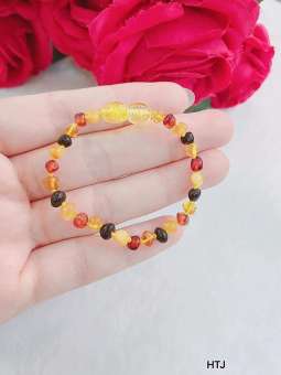 Vòng tay hổ phách cho bé chuẩn xịn