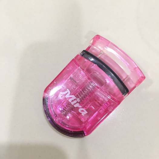 Bấm mi tiện lợi Mira Super Eyelash Curler Hàn Quốc (Hồng)