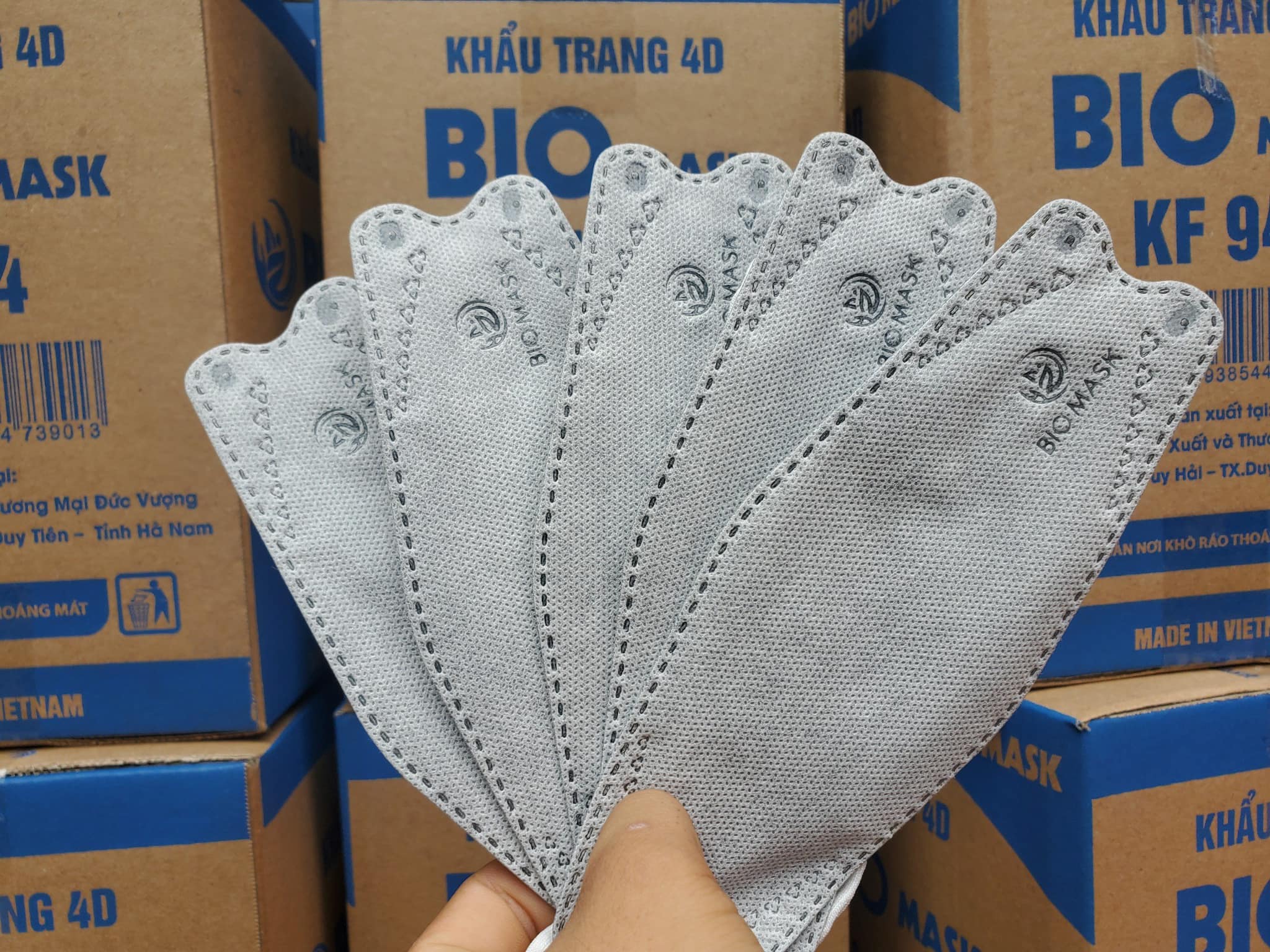 THÙNG 300 CHIẾC KHẨU TRANG 4D KF94 BiO, CÓ ĐỦ MÀU CHO BẠN LỰA CHỌN