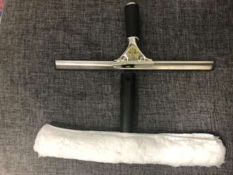 Tay gạt kính lông thỏ