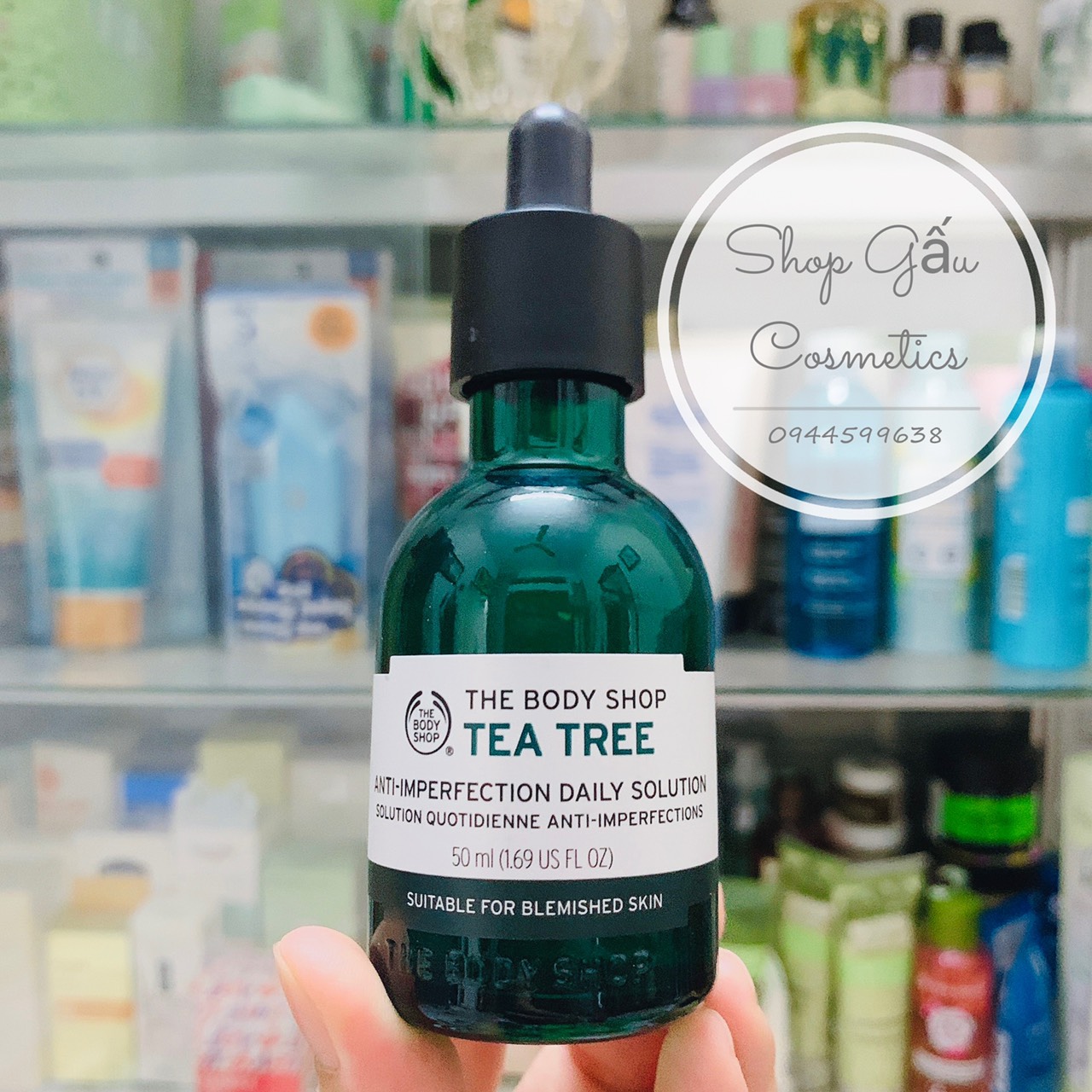 TINH CHẤT CHO DA MỤN THE BODY SHOP TEA TREE ANTI-IMPERFECTION DAILY SOLUTION 50ML.
