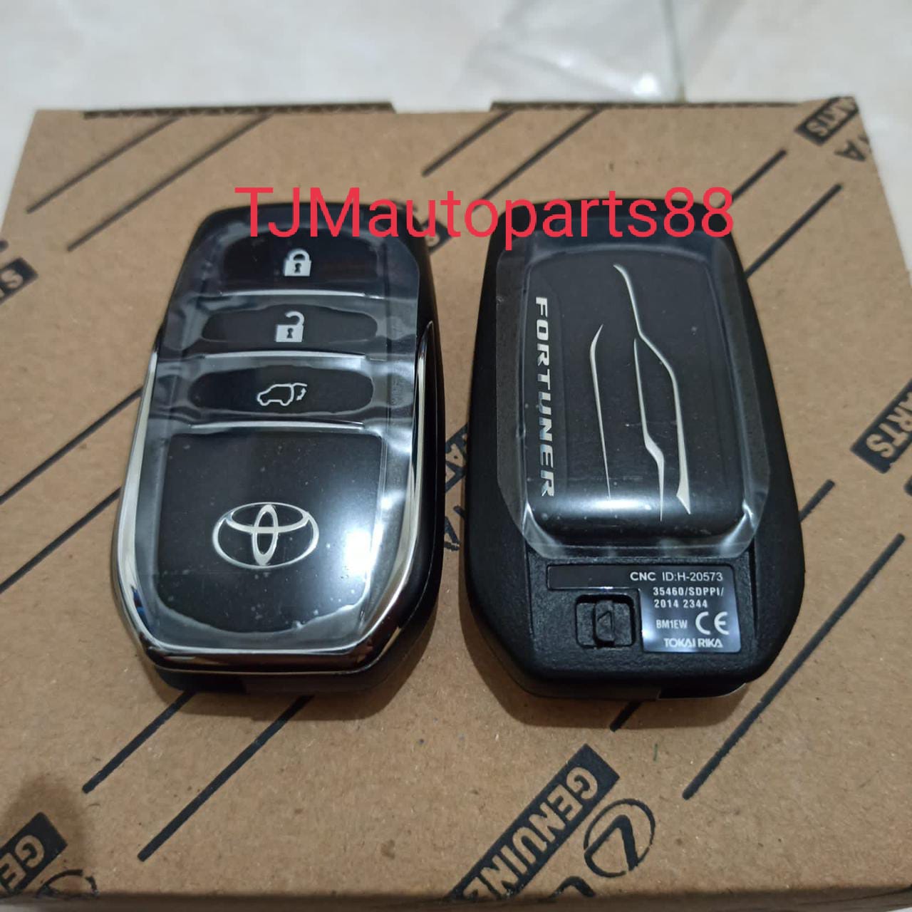 Remot Kunci Fortuner VRZ 2016 Up Smart Key Flip Key Original Harga 790,000 rupiah*Gratis Ongkir