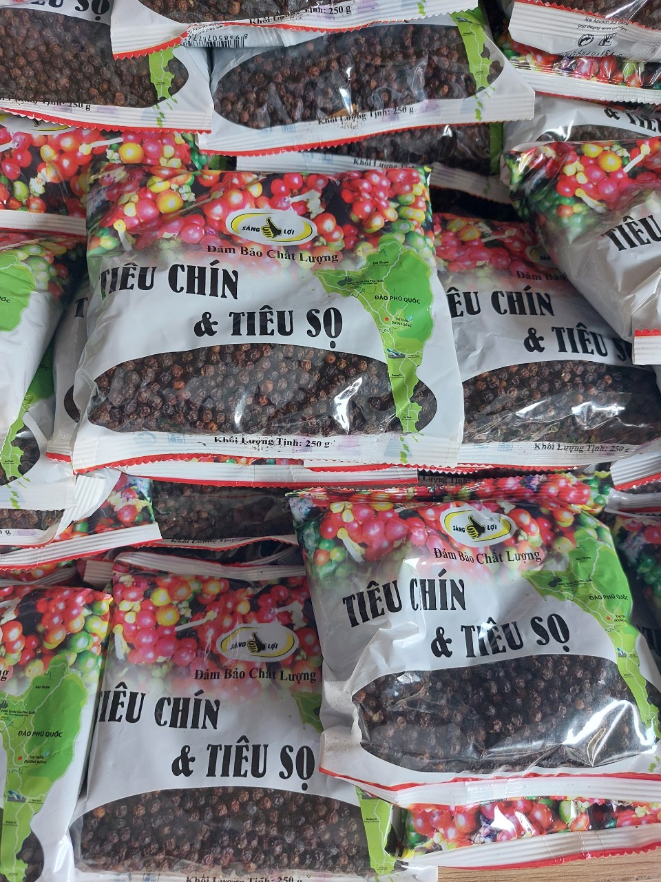 Tiêu chín và tiêu sọ thô - đóng gói 250g-palfood