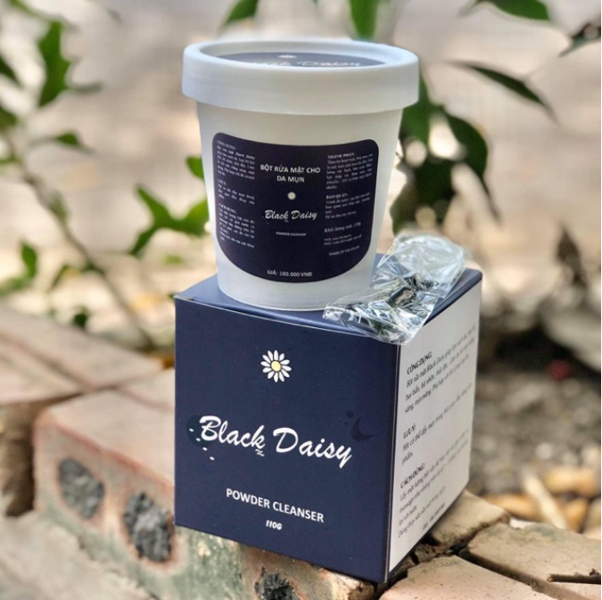Bột rửa mặt Black Daisy