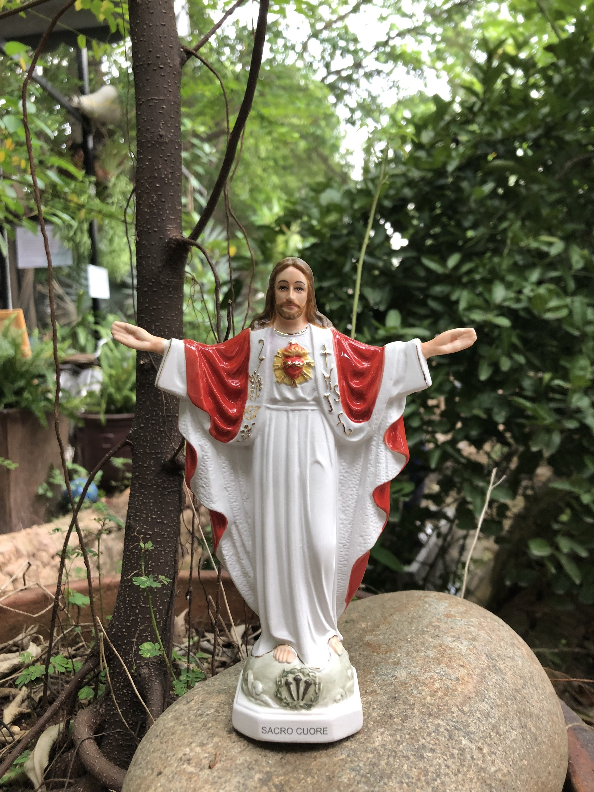 Tượng  chúa Kito vua 17cm - chất liệu gốm sứ