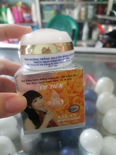 kem dưỡng trắng da sứ tiên màu trắng