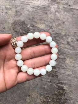 VÒNG TAY ĐÁ DẠ QUANG BAN ĐÊM PHÁT SÁNG 10LY