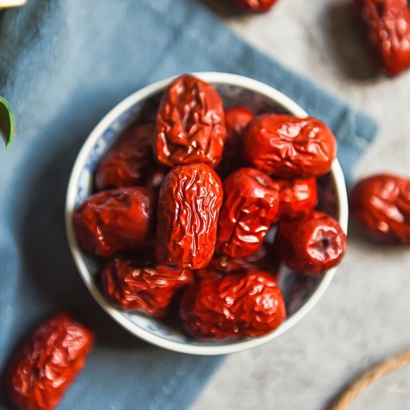 Táo đỏ tân cương size vừa 100g