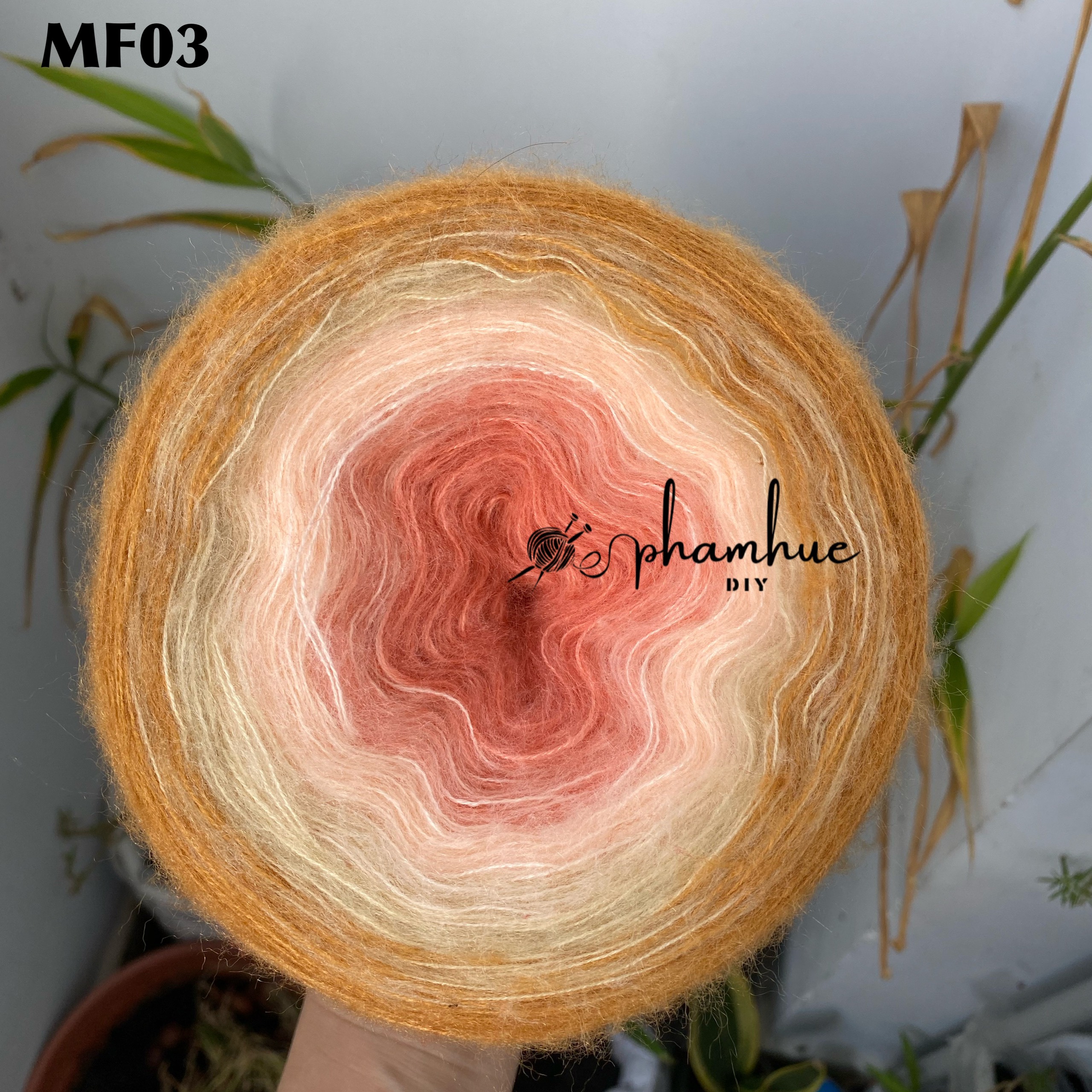 Len mohair ombre 100g màu 01,02,03