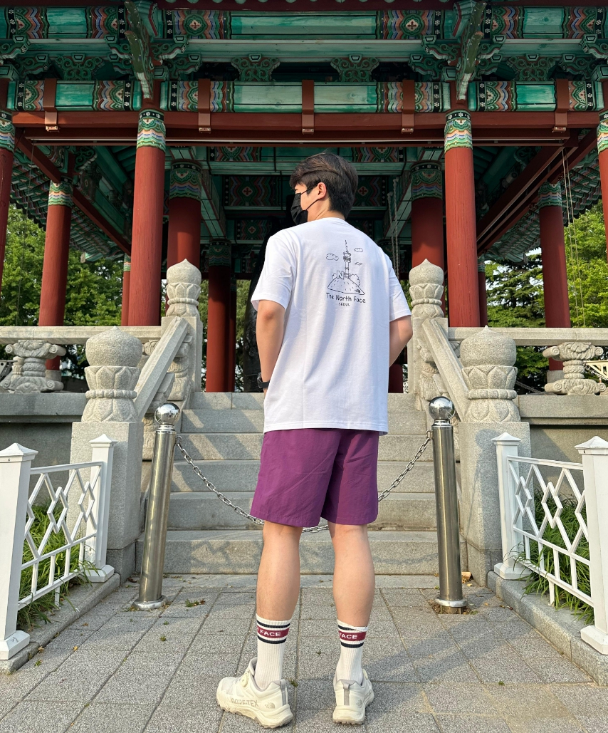 THE NORTH FACE Seoul T Shirt · v5