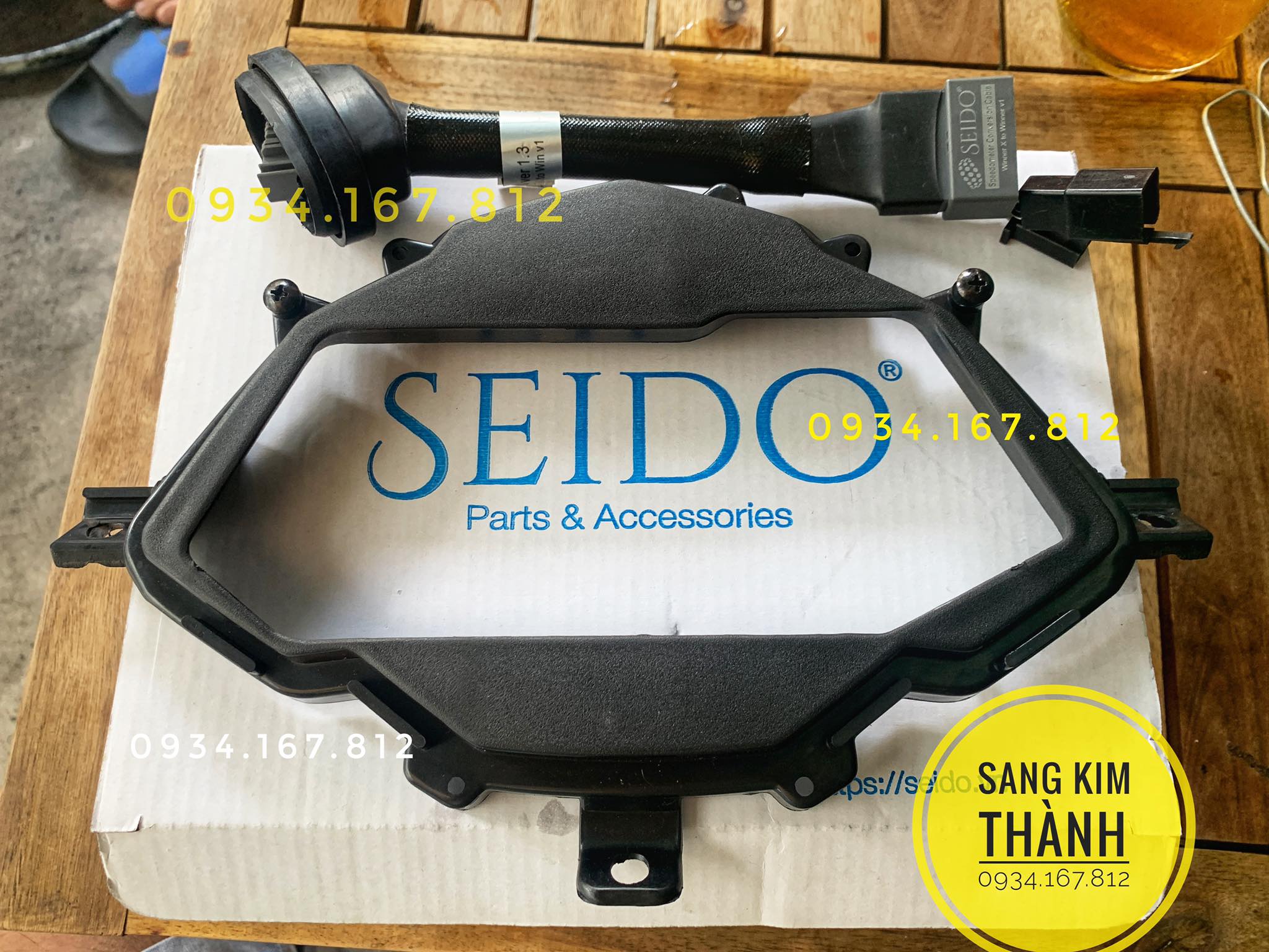 Bợ cáp Đồng Hồ Honda Winner x úp Winner v1