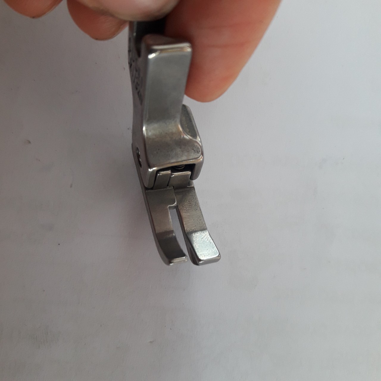 Chân vịt mí máy 1kim công nghiệp