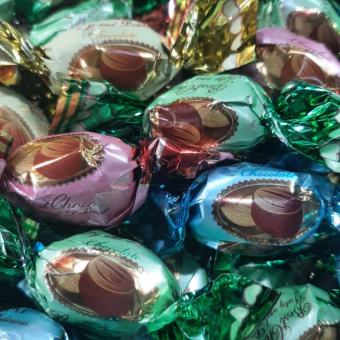 Combo 300g Kẹo Socola Hạnh nhân Việt thái món ăn vặt ngon lại tốt cho sức khỏe