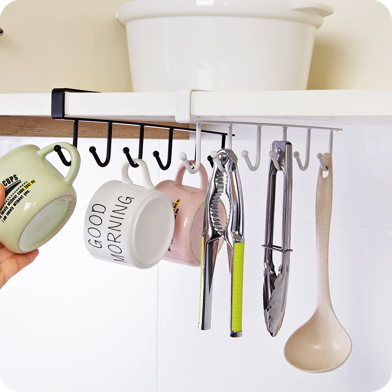 Móc treo đồ gắn kệ bếp bằng sắt tiện dụng