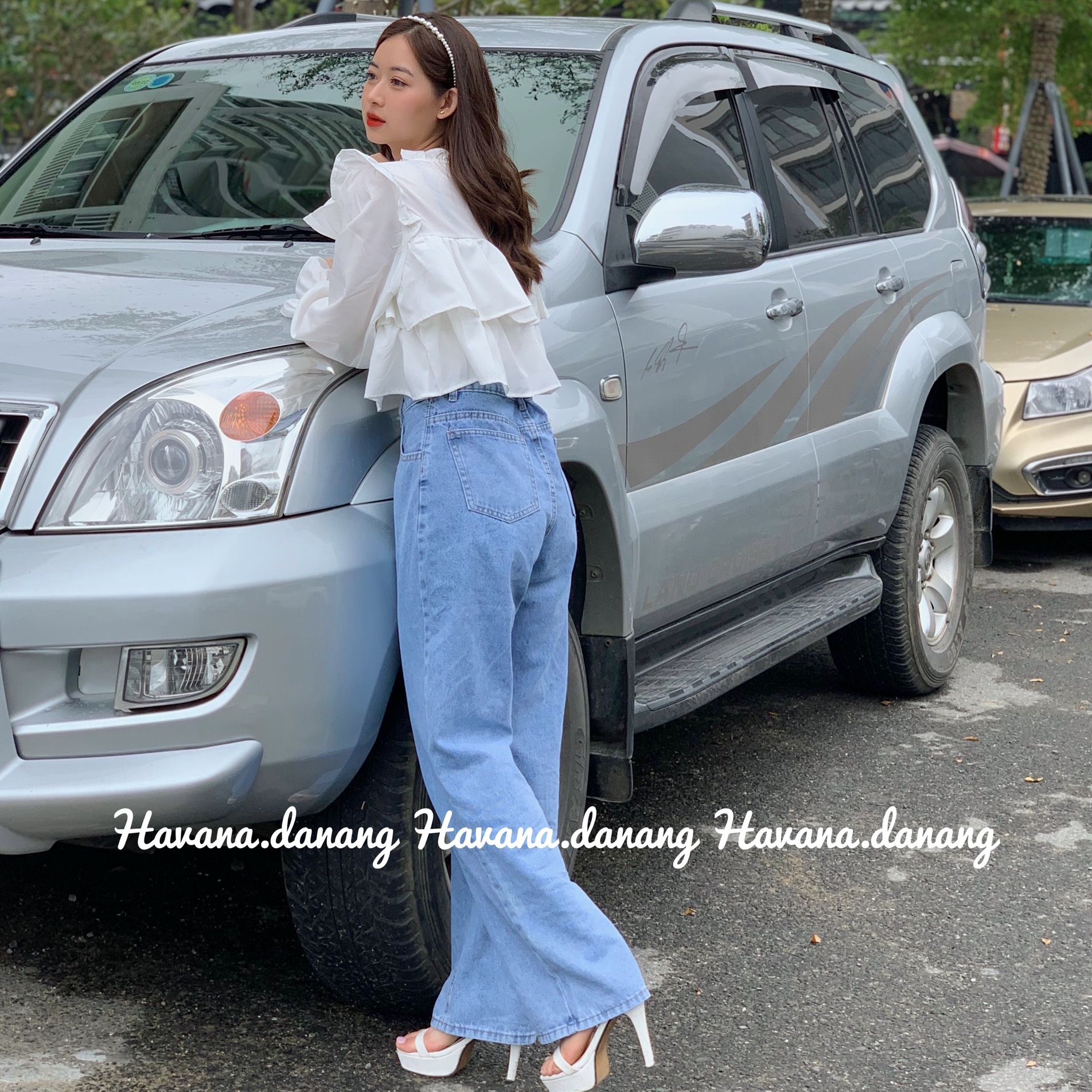 Quần jeans ống suông hai màu, jeans trơn dài