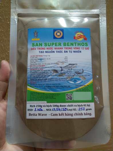 Super benthos (siêu trứng nước) 250g, sản phẩm bổ sung các acid amin cần thiết, tạo nguồn thức ăn tốt cho tôm cá tạo trứng nước (bo bo) rất nhanh, là nguồn thức ăn tự nhiên cho cá