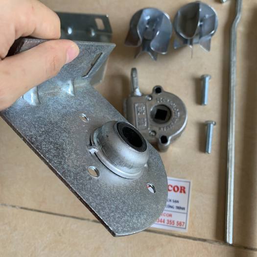 Bộ linh kiện tay quay bạt cuốn( phụ kiện bạt)