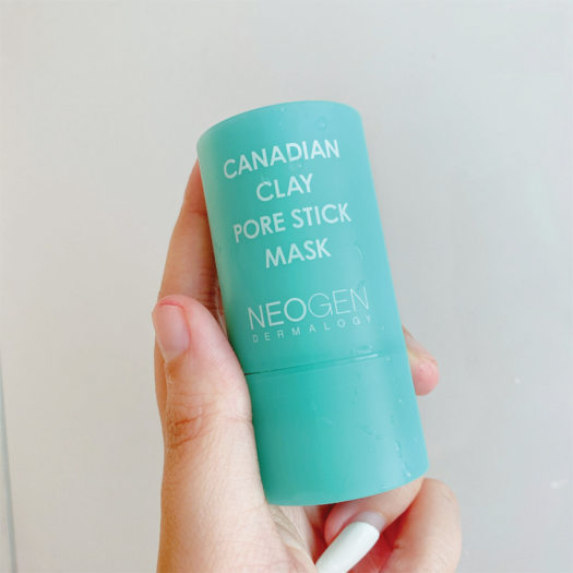 Thanh Lăn Đất Sét Neogen - Mặt Nạ Đất Sét Neogen Bùn Băng Giảm Mụn Đầu Đen Và Se Nhỏ Lỗ Chân Lông Neogen Canadian Clay Pore Stick Mask 28g