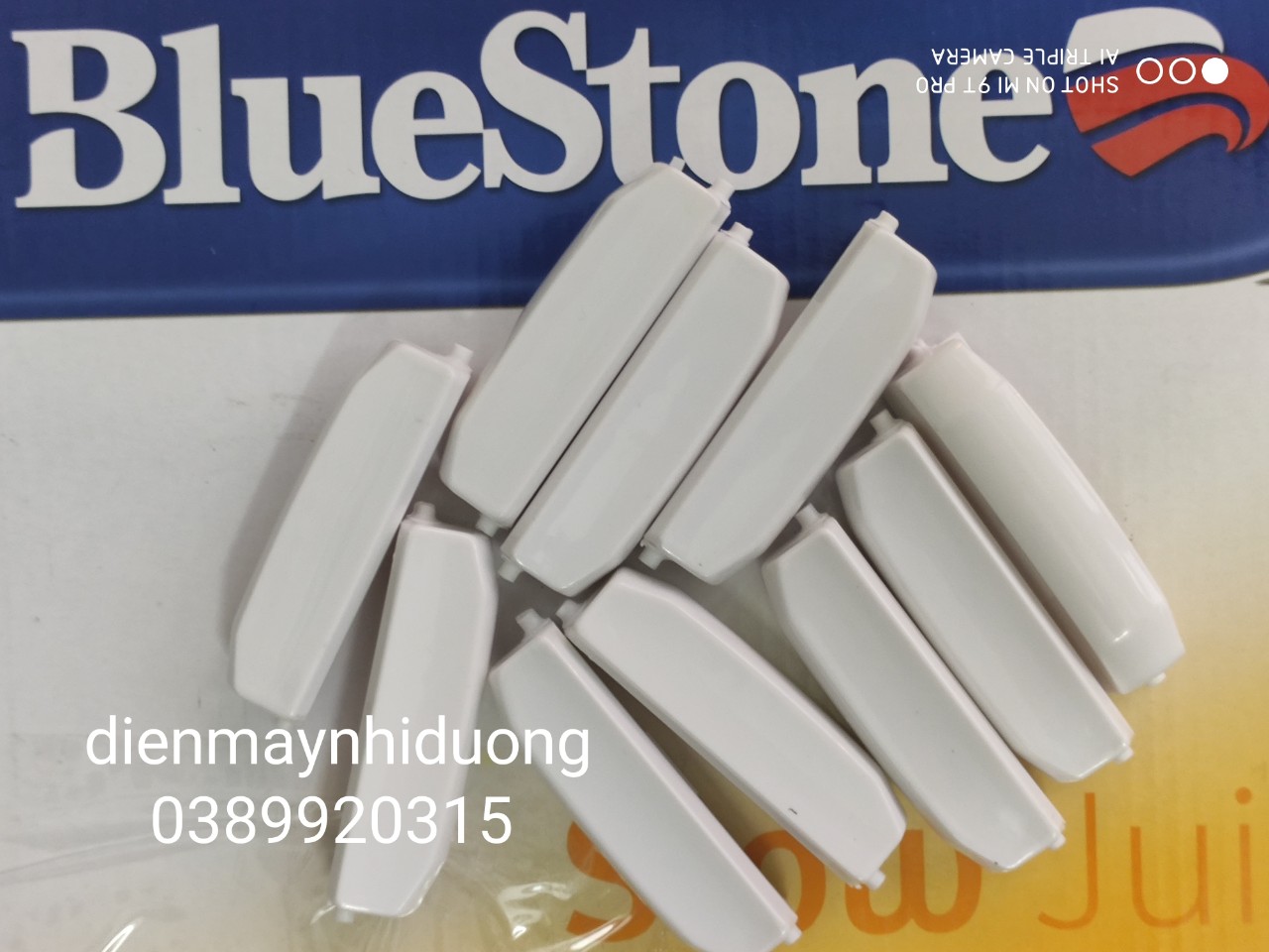 Lẫy khóa nồi cơm, nút nhấn mở nắp nồi cơm Bluestone RCB-5908 chính hãng