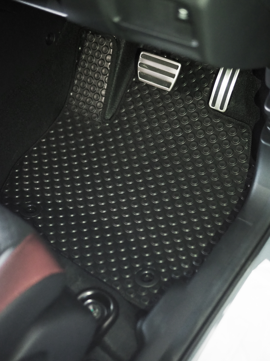 Extramat ยางปูพื้นลายกระดุม สีดำ ทั้งคัน All-New Honda City Hatchback 2021-2024 ราคา 2,280 บาท*ส่งฟรี