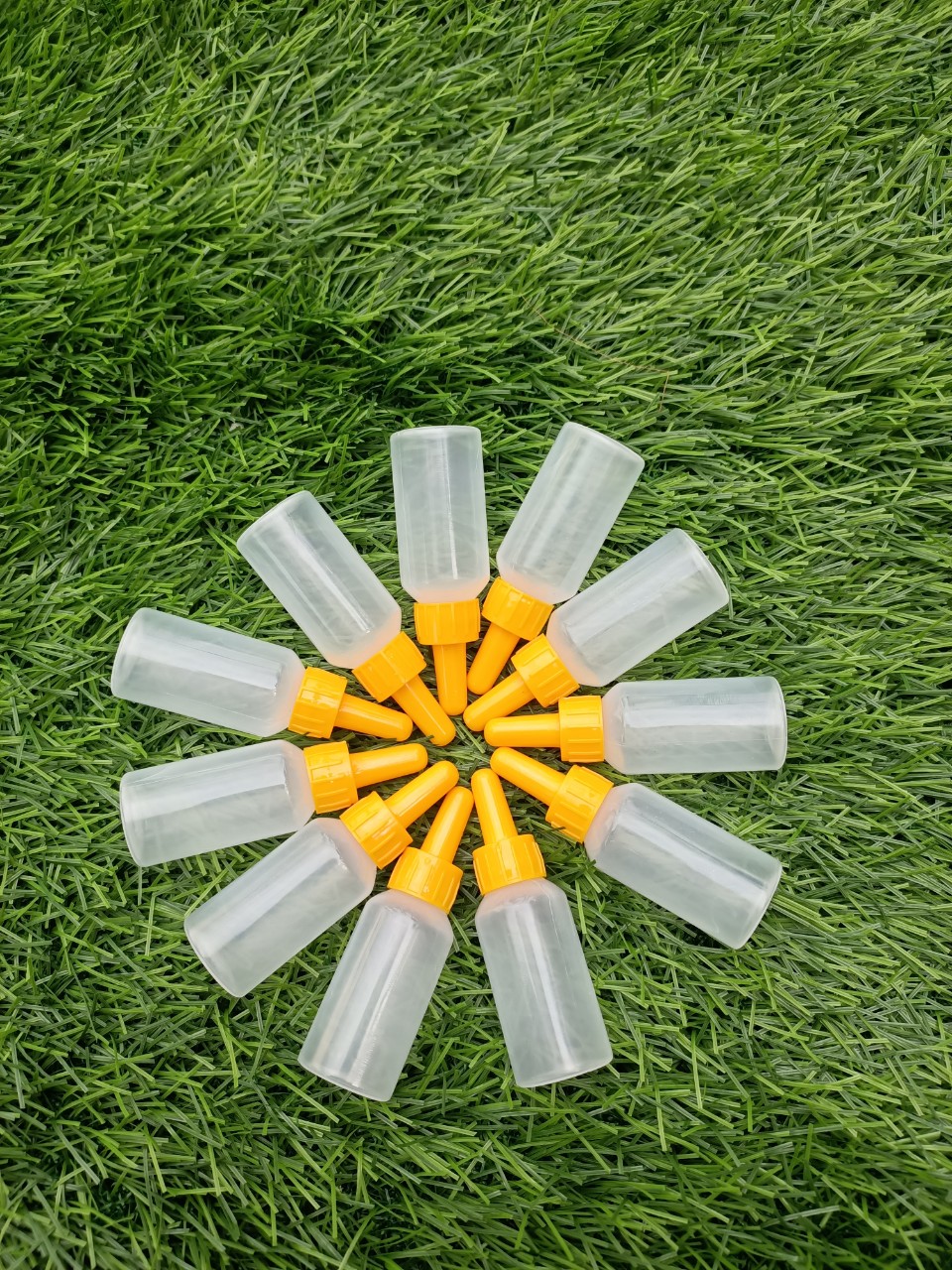 100 lọ nhựa nhỏ mắt 10ml