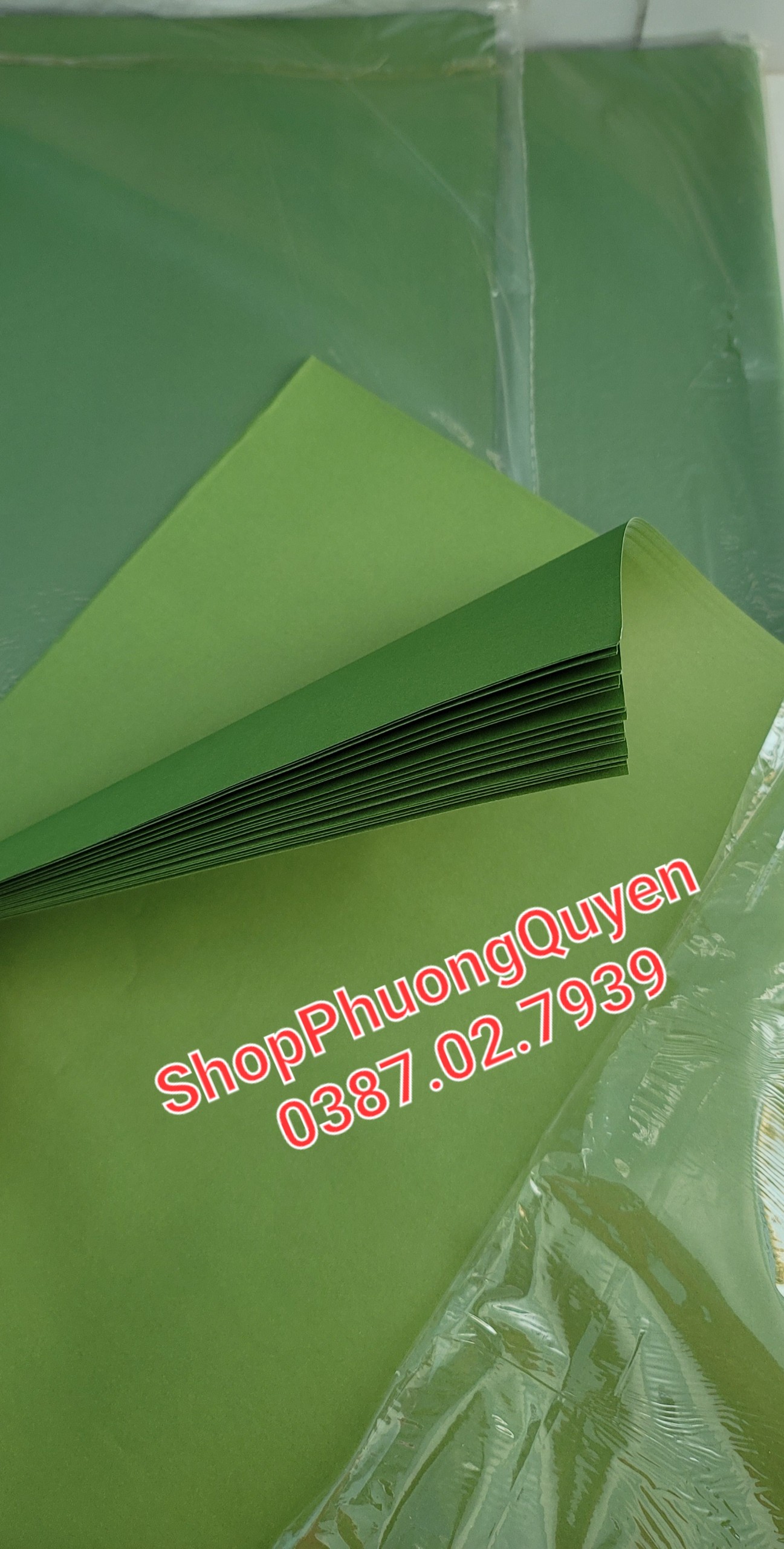 Giấy làm lá cây màu xanh trơn 70gsm