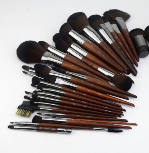 Bộ cọ makeup forever 22-28-30-32-35-38 cây cam kết sản phẩm đúng mô tả chất lượng đảm bảo an toàn đến sức khỏe người sử dụng