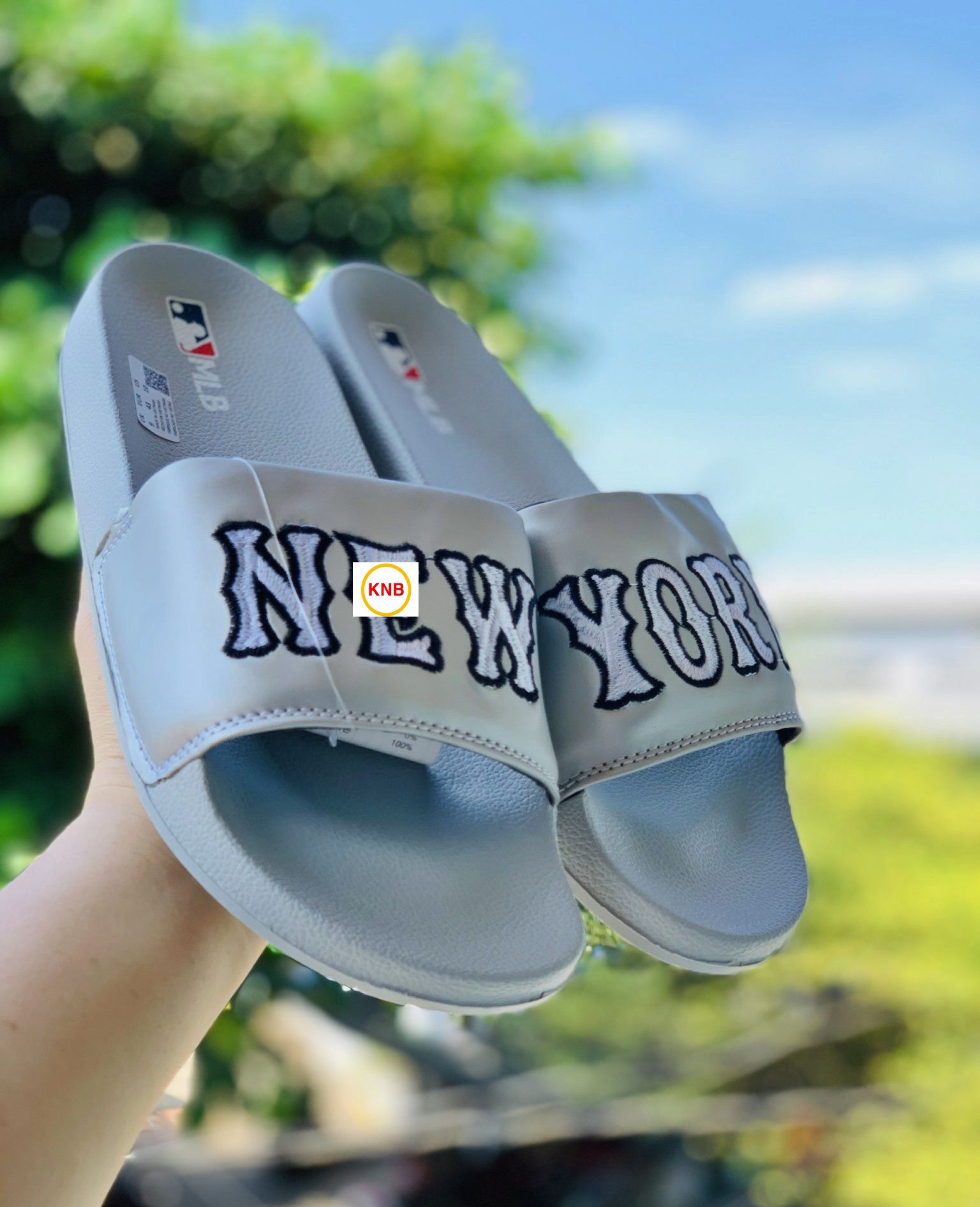 Dép unisex MLB New York dép quai ngang thể thao nam nữ, Dép mlb bóng chài quai ngang thể thao nam nữ,dép MLB nam nữ Full Xám