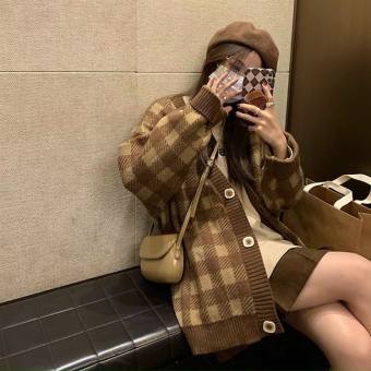 Áo khoác cardigan len lông thỏ họa tiết caro dáng dài