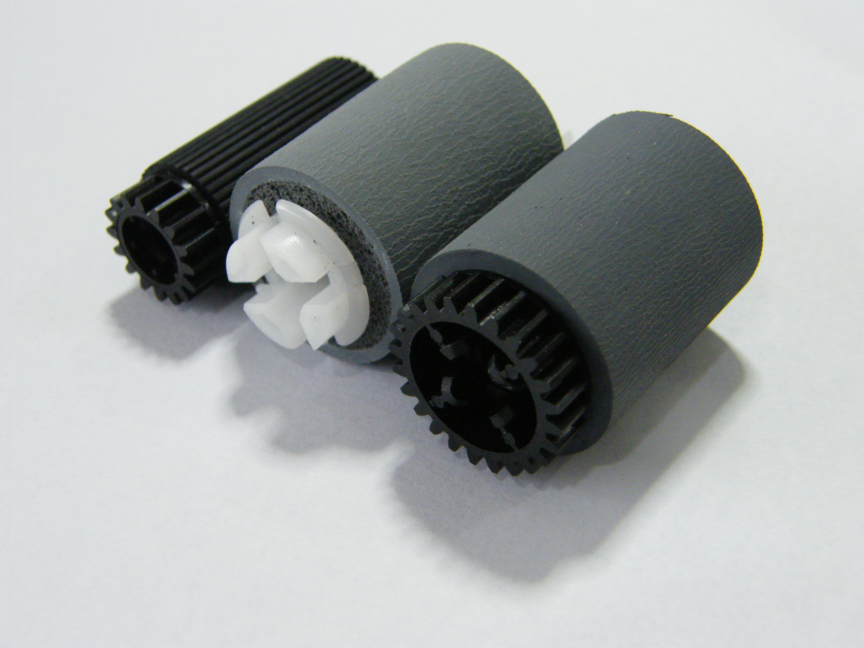 ลูกยางดึงกระดาษ PICKUP ROLLER ASSY FOR CANON IR1730/1740/1750/C2020/C2030/C2880 ทั้งชุด RB6-3405-000/RC6-6661-000/FC0-5080-000 ราคา 250 บาท*ส่งฟรี