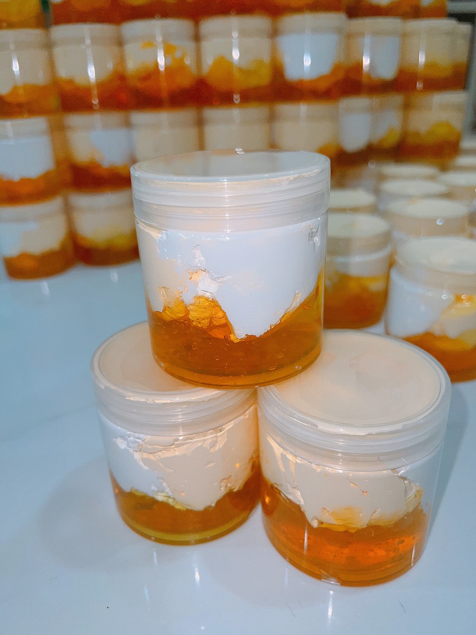3h kem body cốt mix colagen trắng nhanh không lộ vâng kem tặng kích trắng + muỗng