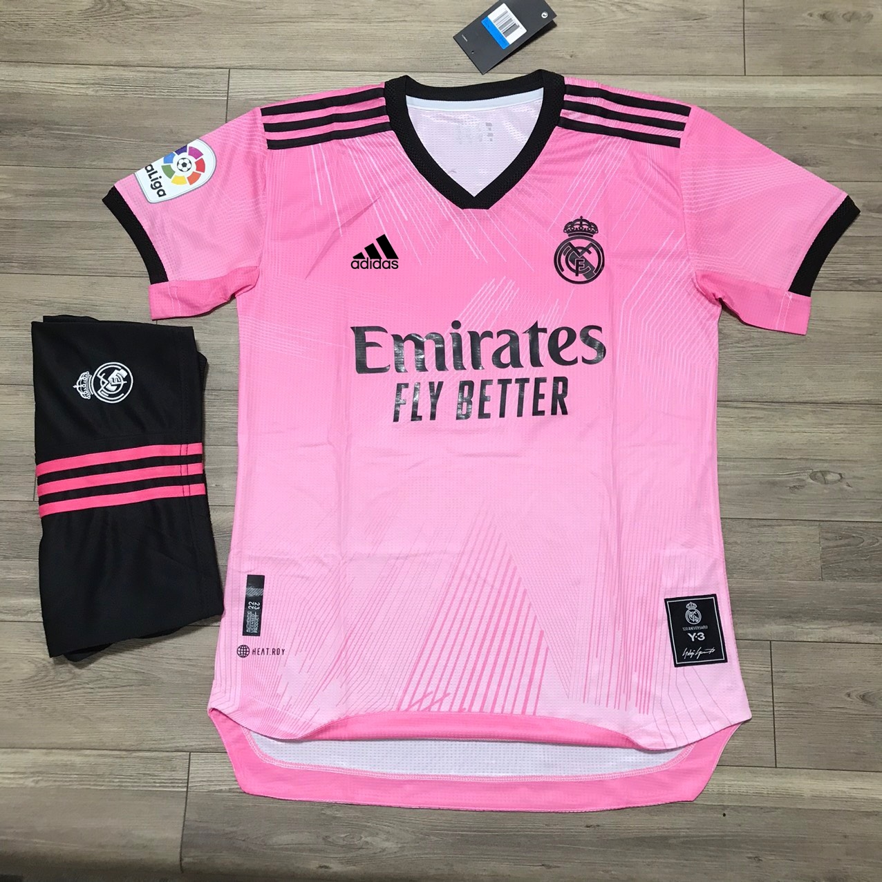 Áo bóng đá clb real madrid -hồng-vải gai thái cao cấp