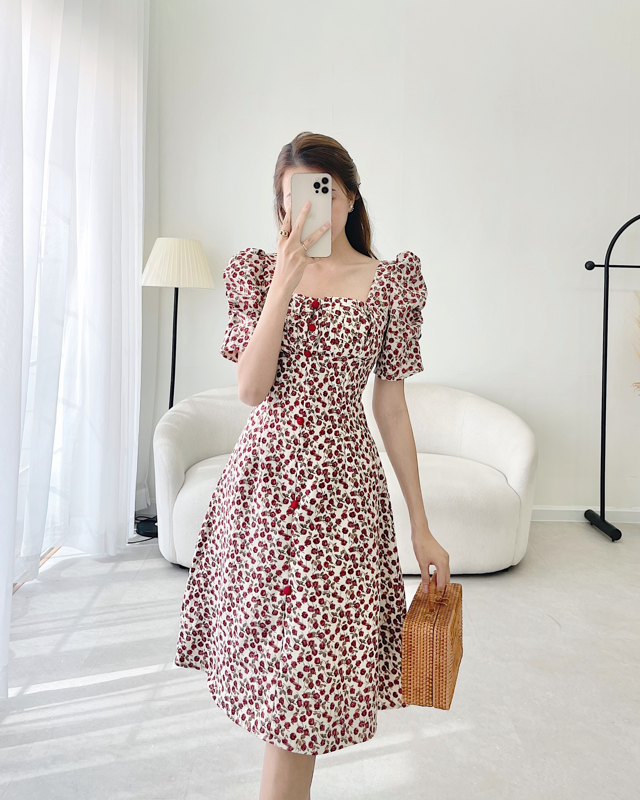 Đầm midi hoa cổ vuông tay dài Freesize