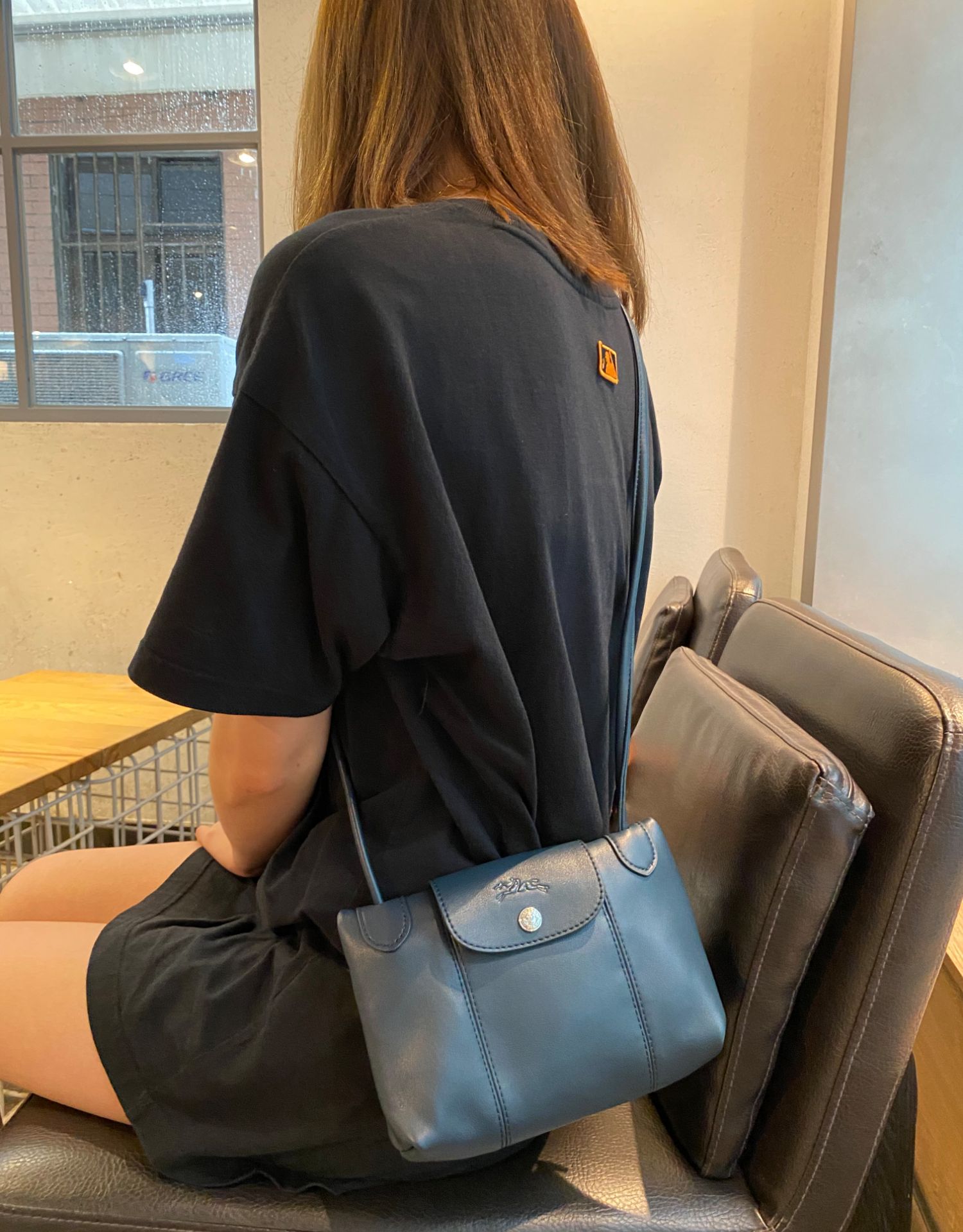 Review: Longchamp Le Pilage Cuir Crossbody in Cherry Colour