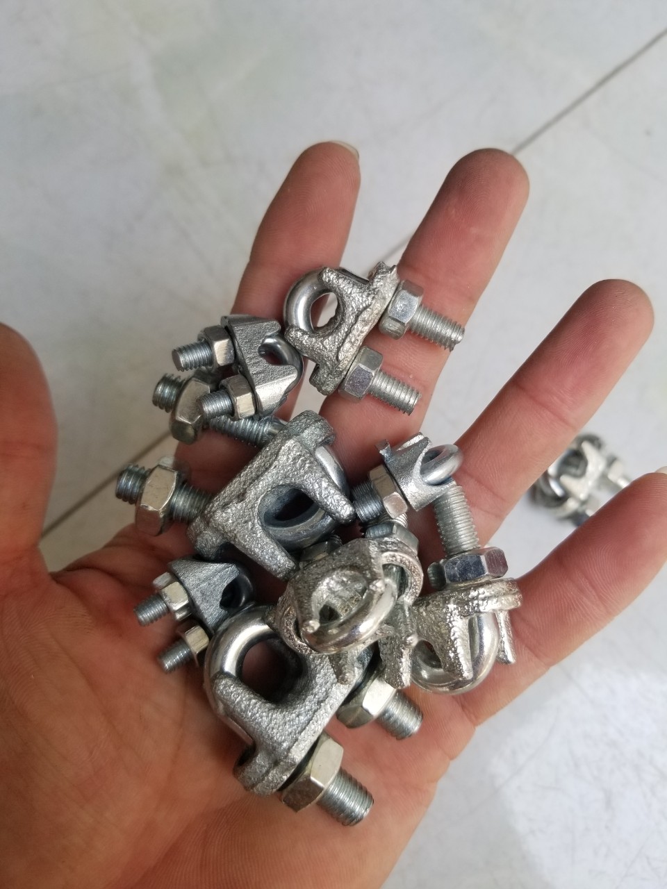 Khóa Cáp,Ốc siết Cáp chuyên dùng cho các loại dây cáp từ 2mm đến 10mm.hanghoagiavip