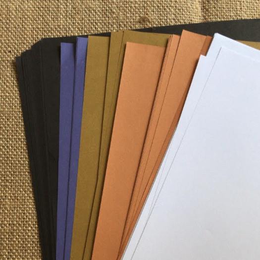 GIẤY A4 MÀU MỎNG - ĐỊNH LƯỢNG 70GSM - (NHẮN TIN VỚI SHOP ĐỂ LỰA CHỌN MÀU) - 10.000/20 TỜ