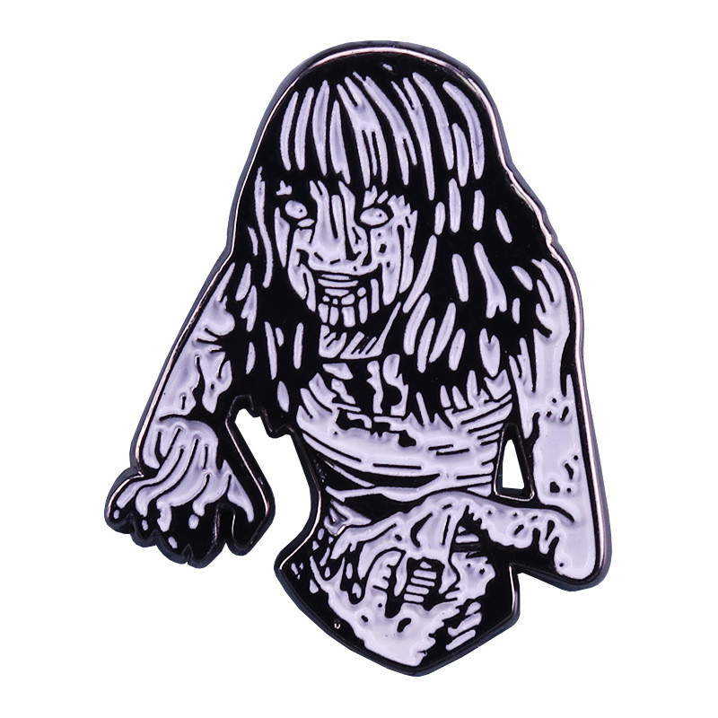 Pin cài áo manga kinh dị Tomie Uzumaki Vòng xoắn ốc Souichi Tsujii Slug Girl tác giả Junji Ito -  GC