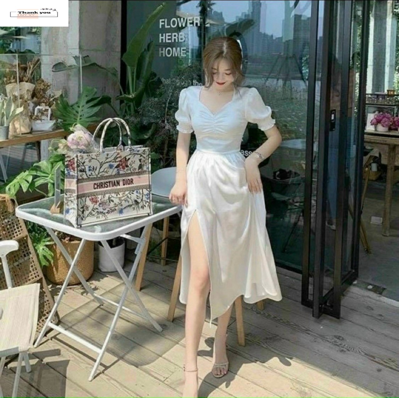 Đầm tay phồng nhún ngực xẻ tà T&H